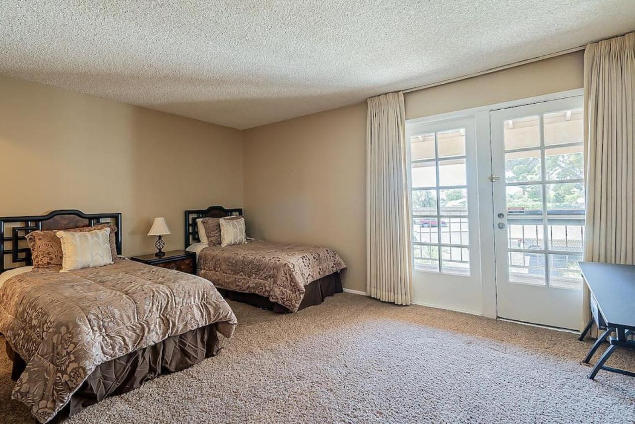 Cozy 2 Bedroom Condo With Golf Course Views 梅萨 外观 照片