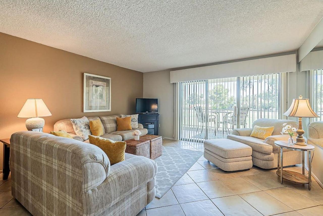 Cozy 2 Bedroom Condo With Golf Course Views 梅萨 外观 照片