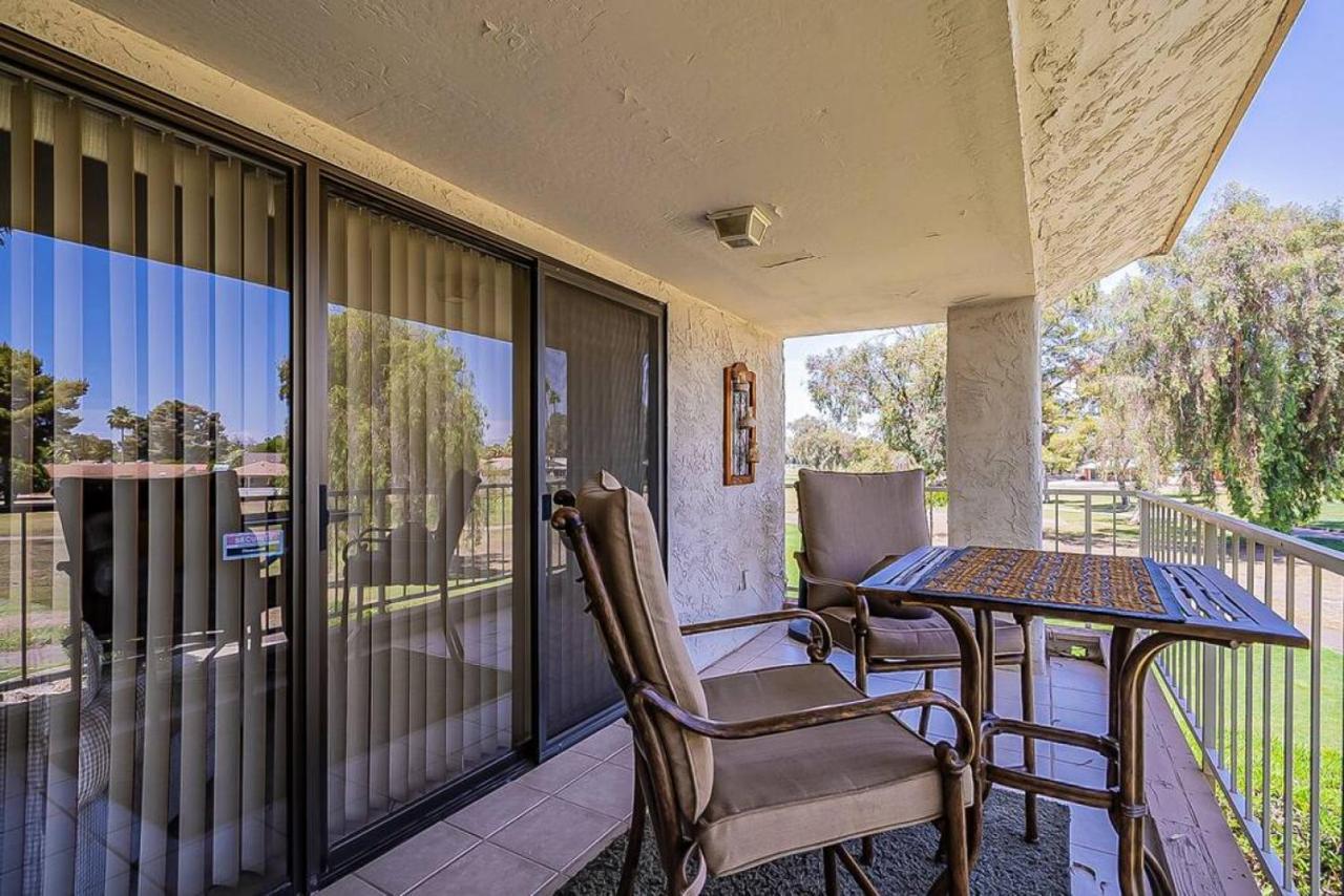 Cozy 2 Bedroom Condo With Golf Course Views 梅萨 外观 照片