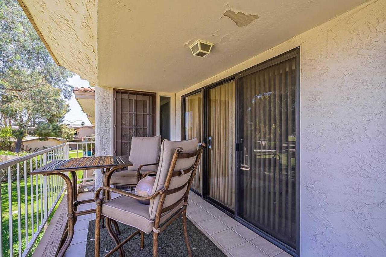 Cozy 2 Bedroom Condo With Golf Course Views 梅萨 外观 照片